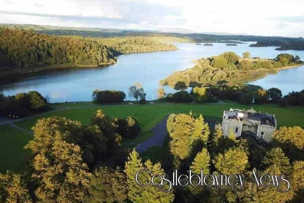 Glenmount Castleblayney Villa Buitenkant foto