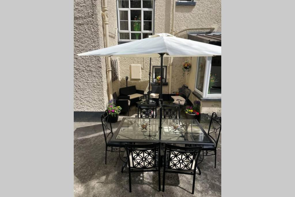 Glenmount Castleblayney Villa Buitenkant foto